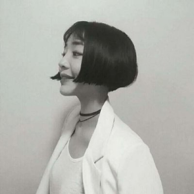 短发酷女人头像超酷