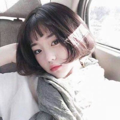 短发美女照片头像女生唯美