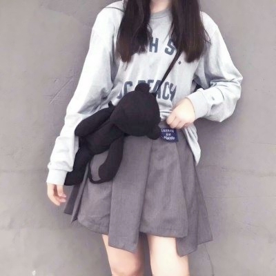 2025最潮女生qq头像图片