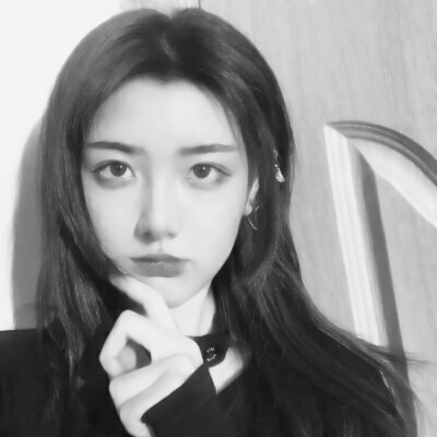 黑白女头像真人高冷御姐图片