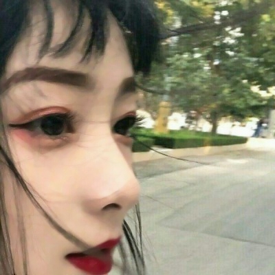 真人头像女美丽动人