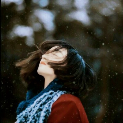 短发女生头像小清新意境高清图片