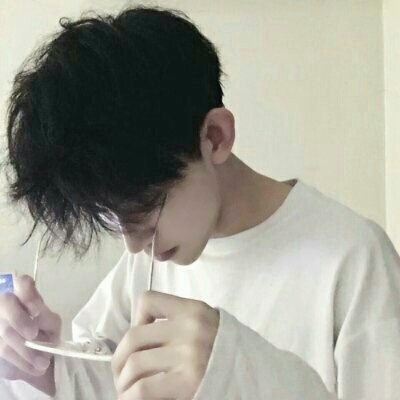 帅到炸的男头真人