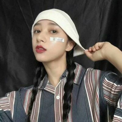 社会女生真人头像霸气图片