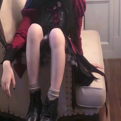 女生头像部位腿