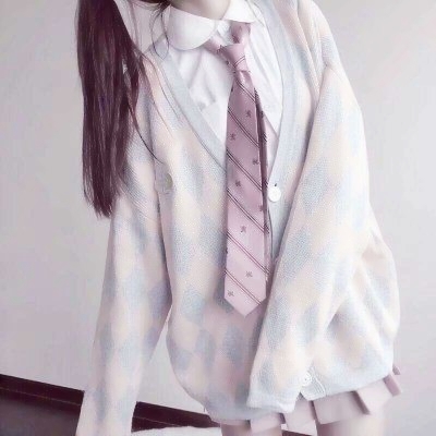 2025最潮女生qq头像图片