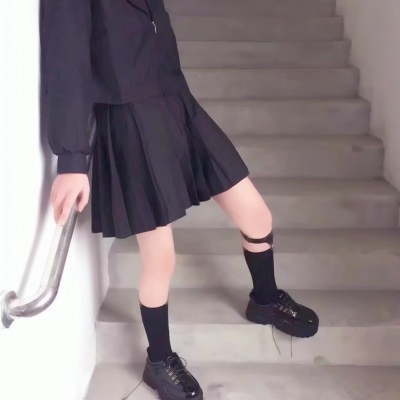 女生头像部位腿