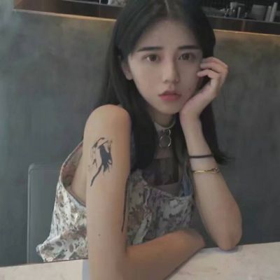 社会女生真人头像霸气图片