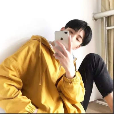 微信头像简单气质男生图片