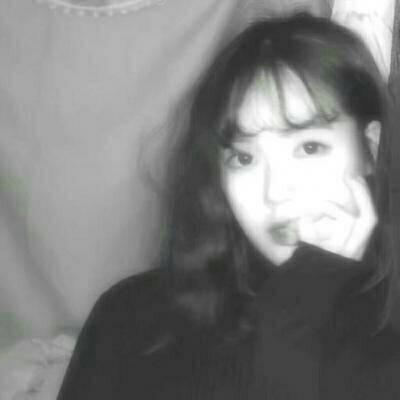 伤感头像黑白女生高冷微信高清图片