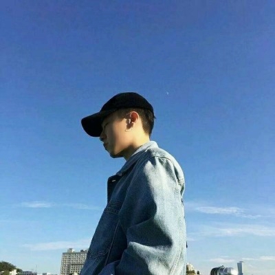 男生头像戴帽子的帅气高清图片
