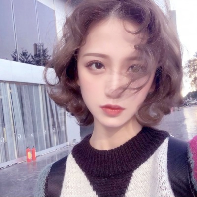 简单单纯可爱女生头像图片