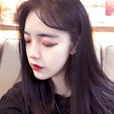 女生气质漂亮近脸唯美侧脸头像图片