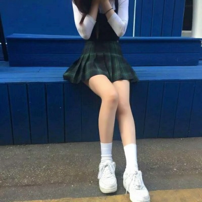 头像女腿部位