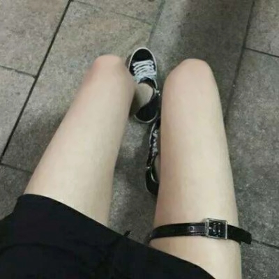 头像女腿部位
