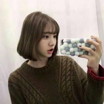 手机控女生头像图片高清