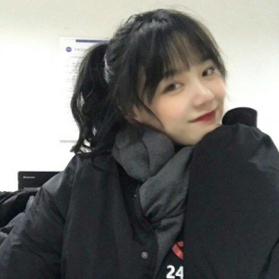 女生干净头像学生党高清图片
