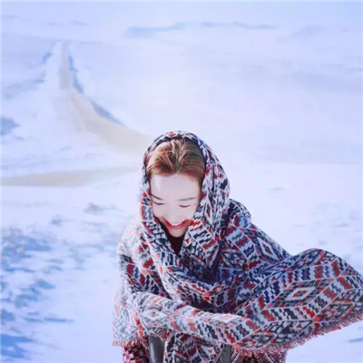 冬天唯美气质美女真人头像图片