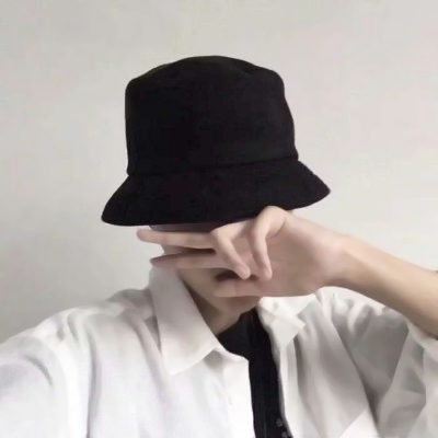 男生头像戴帽子的帅气高清图片