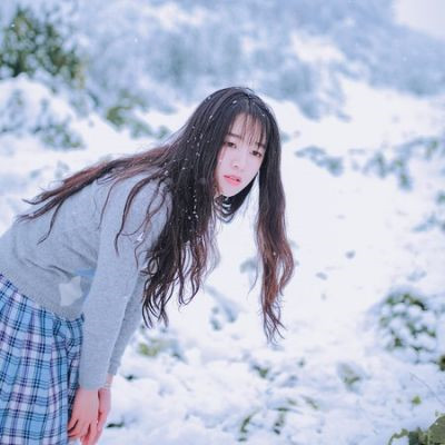 冬天唯美气质美女真人头像图片