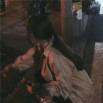唯美头像女生侧面伤感真人高清图片