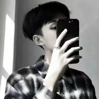 男生手机控挡脸霸气头像图片
