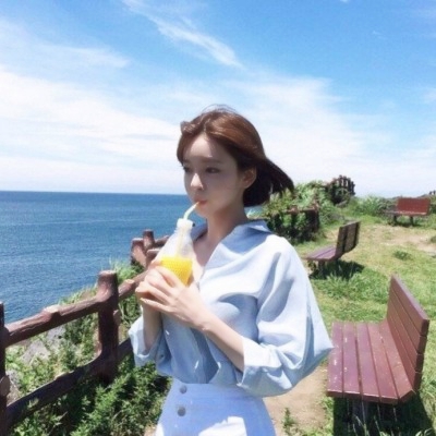 侧颜唯美头像意境女生微信高清图片