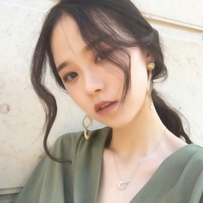 女生气质漂亮近脸唯美侧脸头像图片