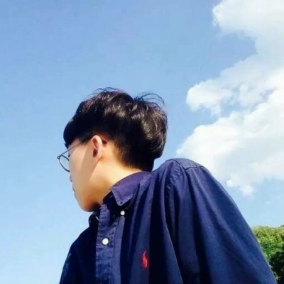 微信头像简单气质男生图片