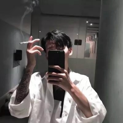 男生手机控真人头像帅气