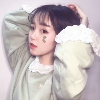侧脸真人女生头像清新淡雅高清图片