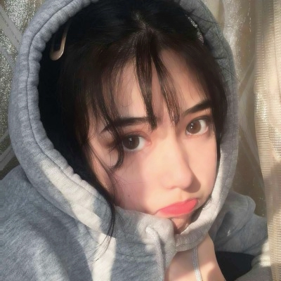 女生干净头像学生党高清图片
