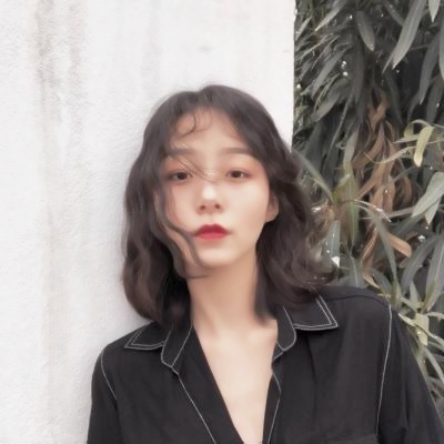 微信头像酷酷女生时尚高冷高清图片