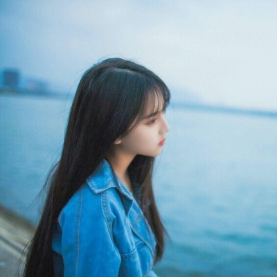 侧颜唯美头像意境女生微信高清图片