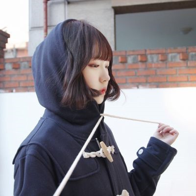 冬天唯美气质美女真人头像图片