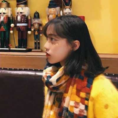 侧颜唯美头像意境女生微信高清图片