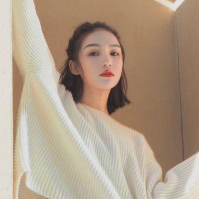 短发女生微信头像小清新图片