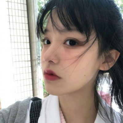 可爱的真人女头漂亮高清图片