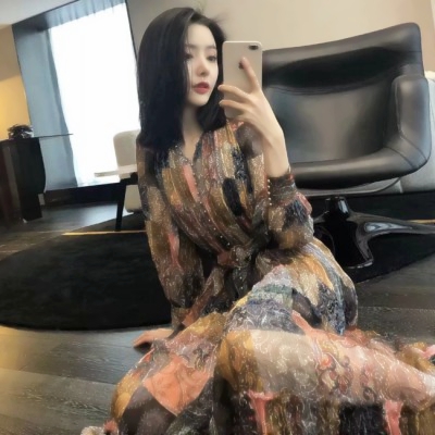 2025超酷最潮女头像图片
