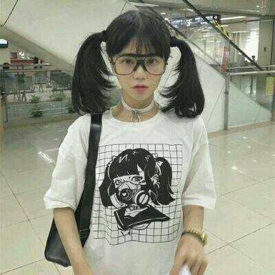 戴眼镜头像女生青春气质