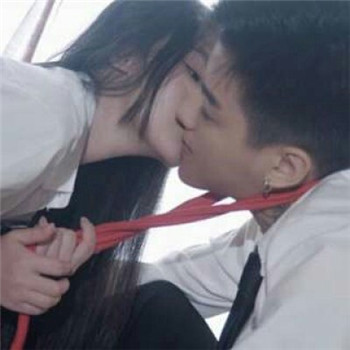 暧昧比较污的情头一对两张高清图片