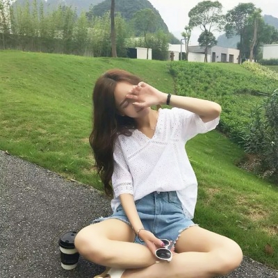 森系清新简约女生头像高清图片