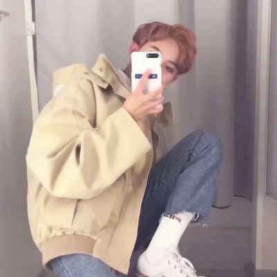 男生手机控真人头像帅气