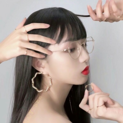 2025qq个性女头高清图片