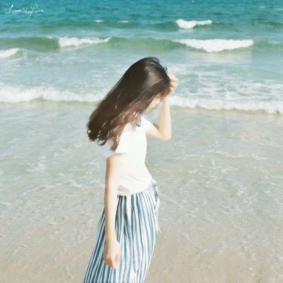 唯美女生图片头像背影时尚