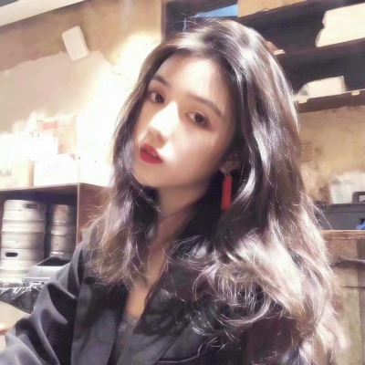 女生气质漂亮近脸唯美侧脸头像图片