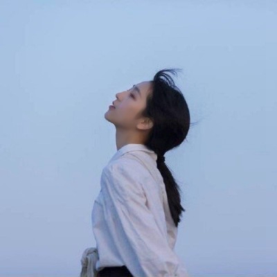 侧颜唯美头像意境女生微信高清图片