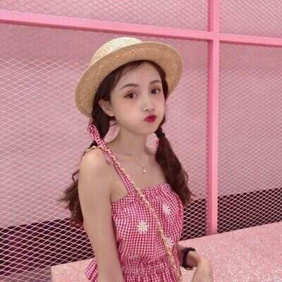 真人女生头像唯美粉色少女心图片
