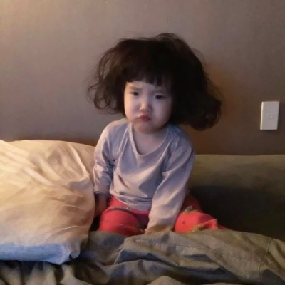 超可爱女宝宝头像嘟嘴图片