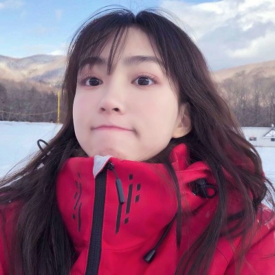 冬天唯美阳光女生头像图片